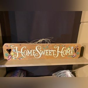 Wood hand painted Home Sweet Home sign
